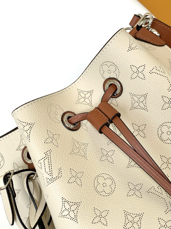 LV Handbags AAA(Women)-826