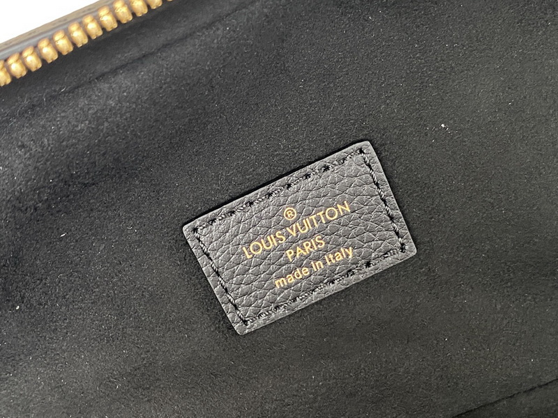 LV Handbags AAA(Women)-842