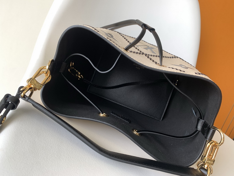 LV Handbags AAA(Women)-855