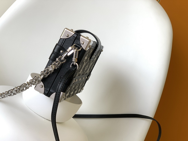 LV Handbags AAA(Women)-863