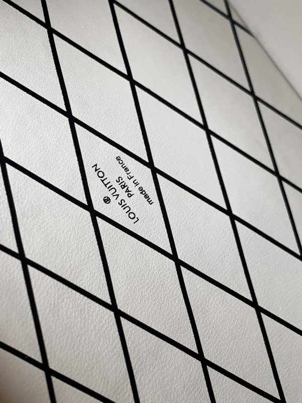 LV Handbags AAA(Women)-901