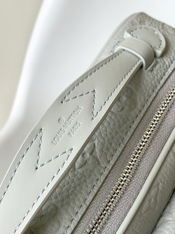 LV Handbags AAA(Women)-903