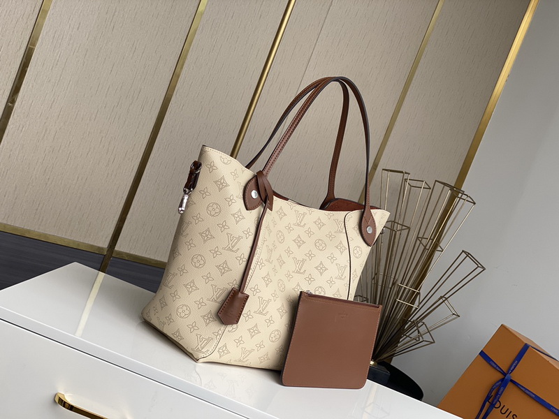 LV Handbags AAA(Women)-957