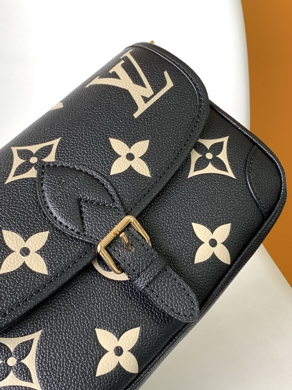LV Handbags AAA(Women)-969