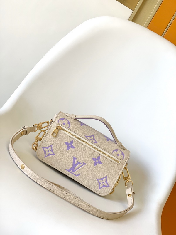 LV Handbags AAA(Women)-1647