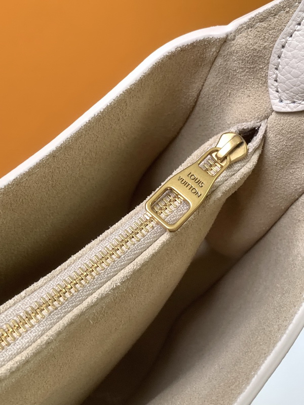 LV Handbags AAA(Women)-1684