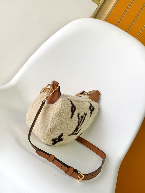 LV Handbags AAA(Women)-1747