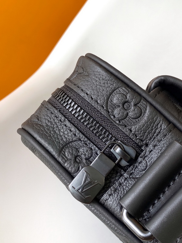 LV Handbags AAA(Men)-289