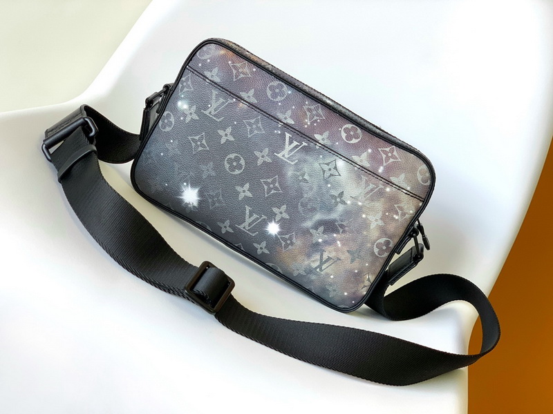 LV Handbags AAA(Men)-291