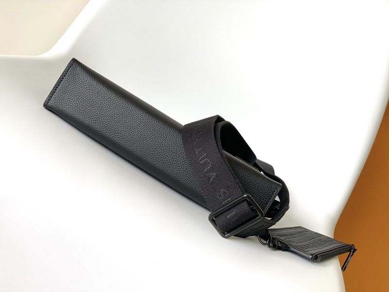 LV Handbags AAA(Men)-295