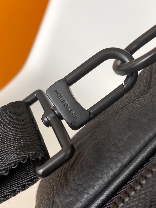 LV Handbags AAA(Men)-296