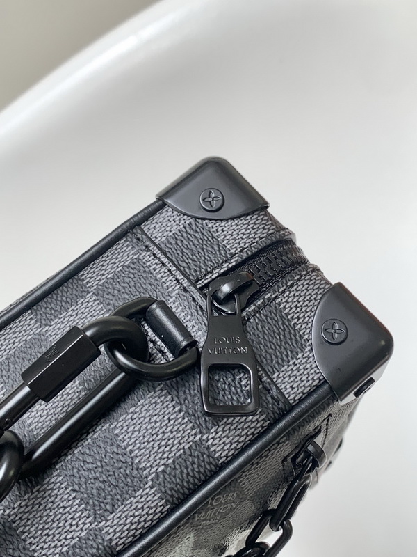 LV Handbags AAA(Men)-302