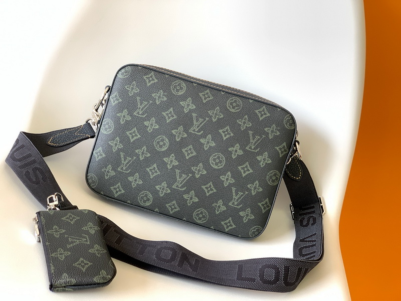 LV Handbags AAA(Men)-303