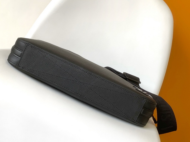 LV Handbags AAA(Men)-314