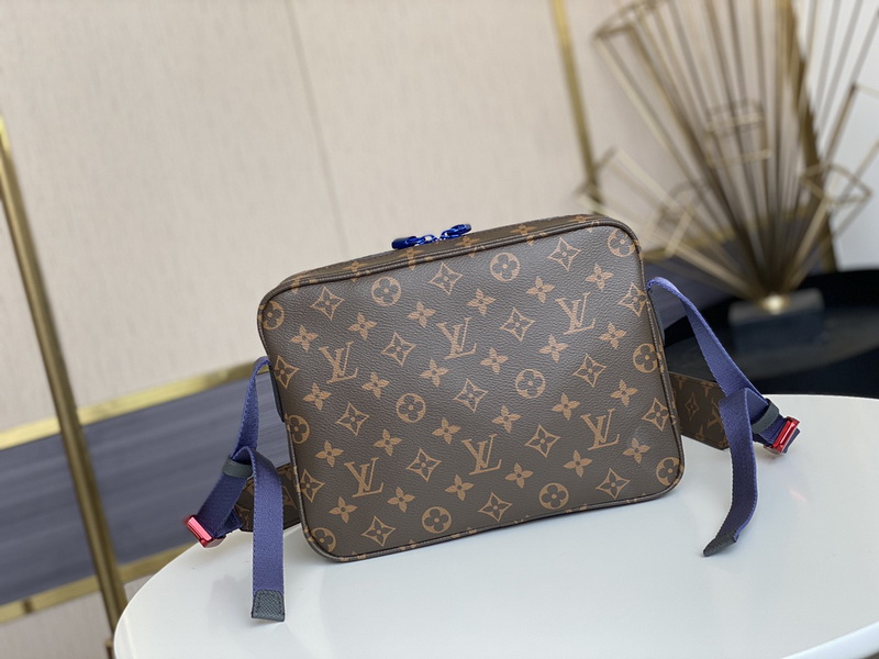 LV Handbags AAA(Men)-317