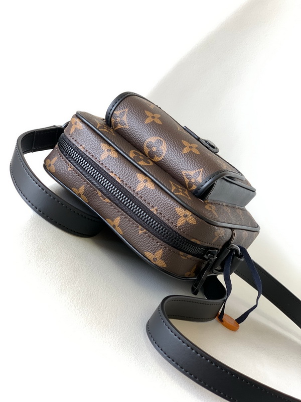 LV Small bags(AAA)-022