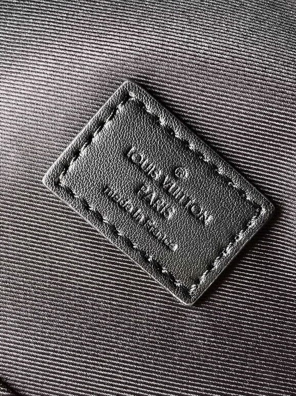 LV Backpack(AAA)-153