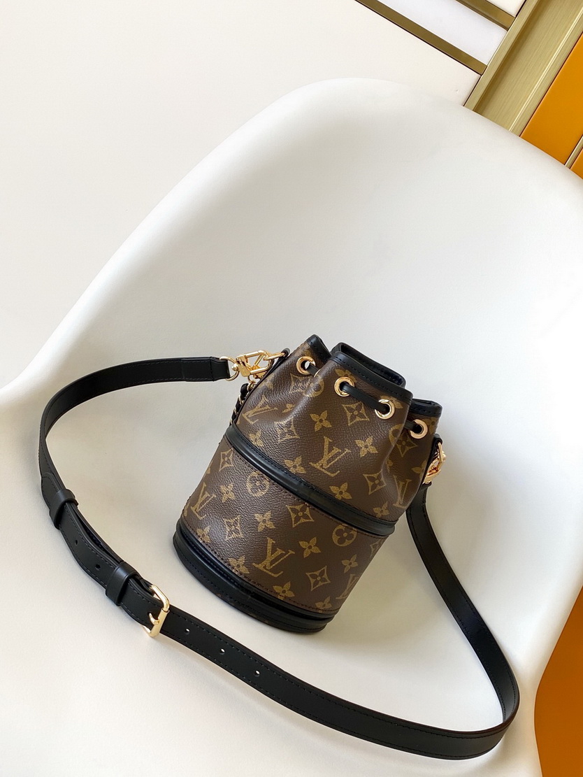 LV Bag-NFC(AAA)-056