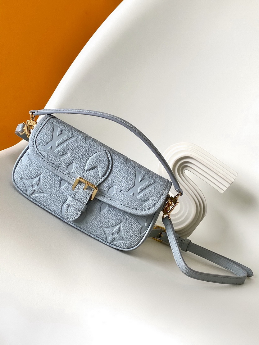LV Bag-NFC(AAA)-084
