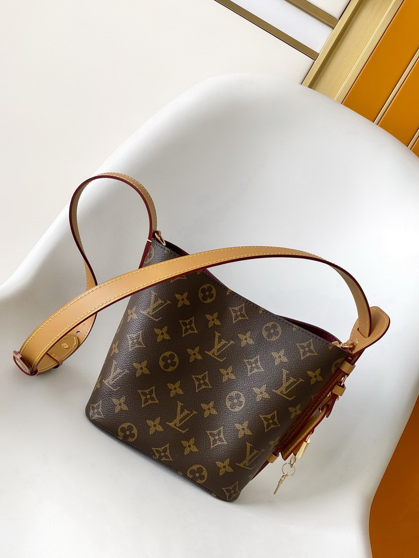 LV Bag-NFC(AAA)-139