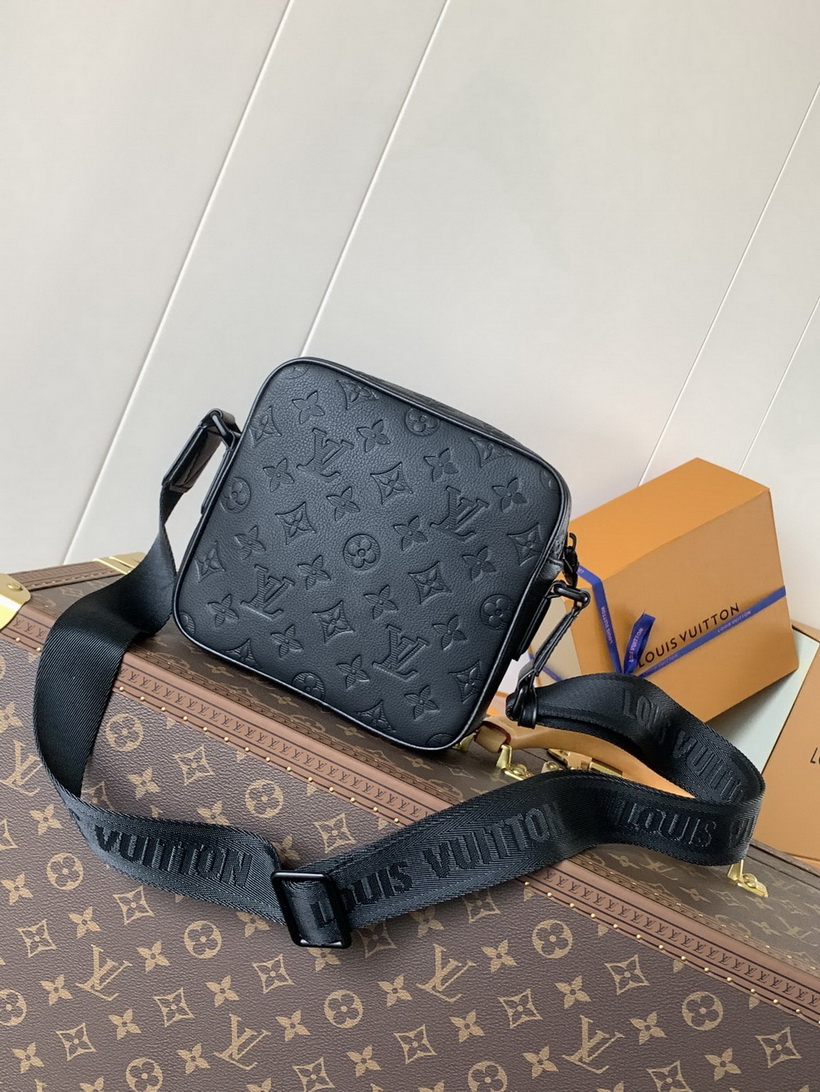 LV Bag-NFC(AAA)-183