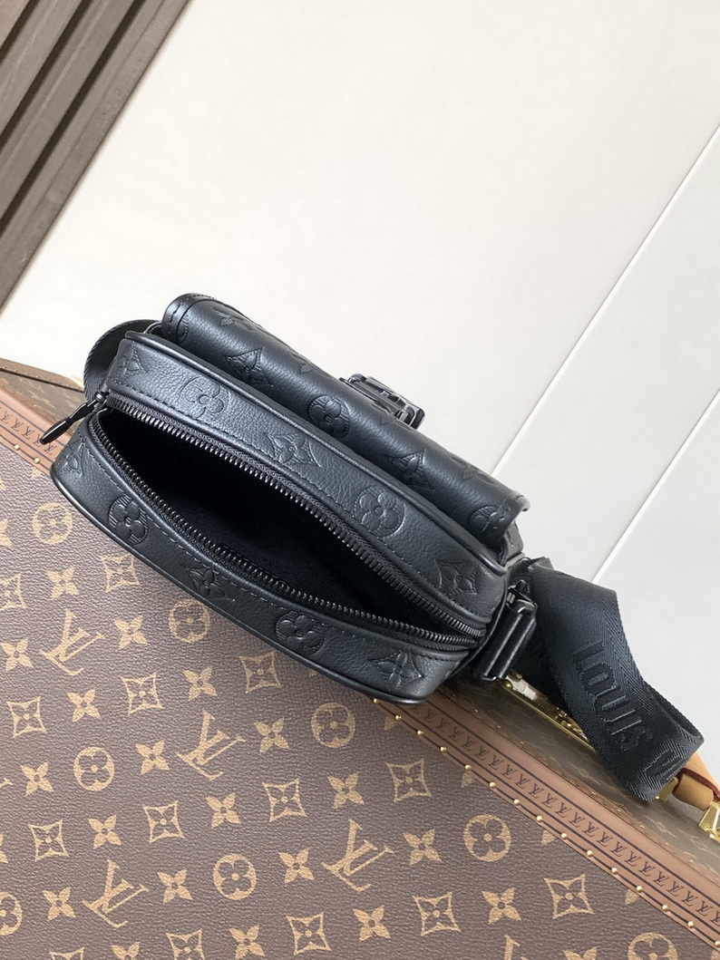 LV Bag-NFC(AAA)-183