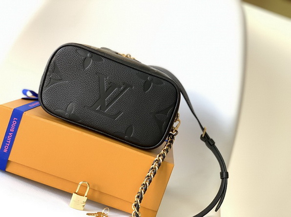 LV Bag-NFC(AAA)-245