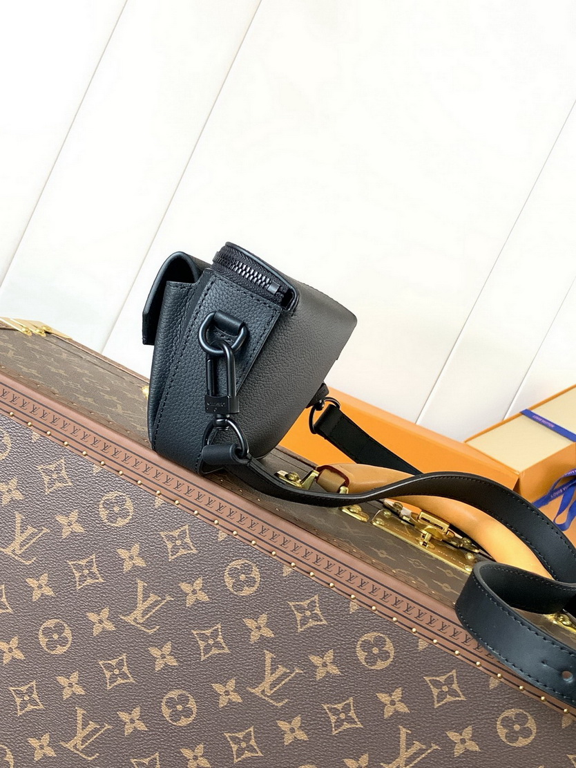 LV Bag-NFC(AAA)-254