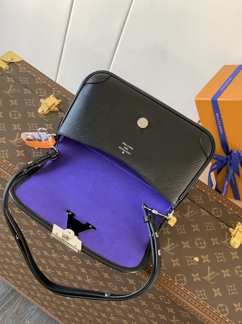 LV Bag-NFC(AAA)-545