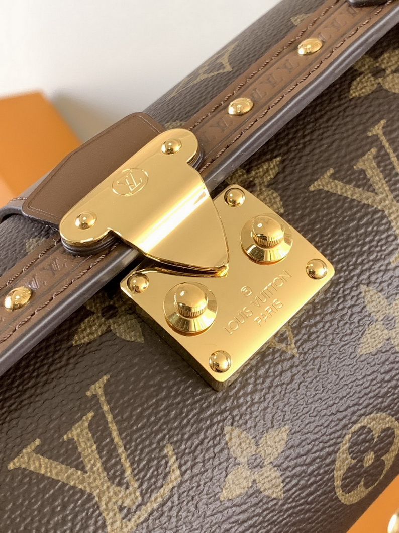 LV Bag-NFC(AAA)-560
