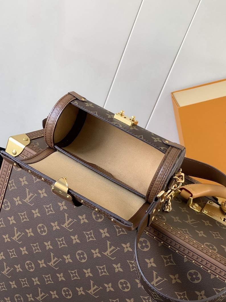 LV Bag-NFC(AAA)-560