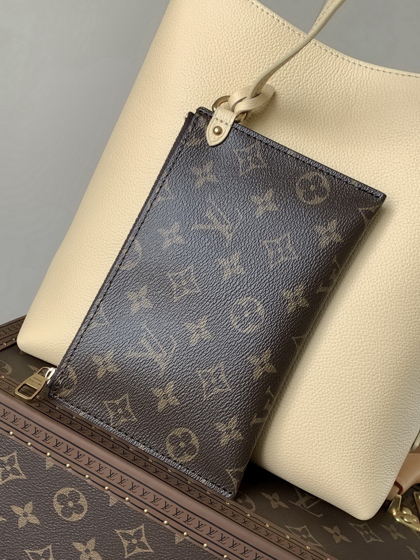 LV Bag-NFC(AAA)-571