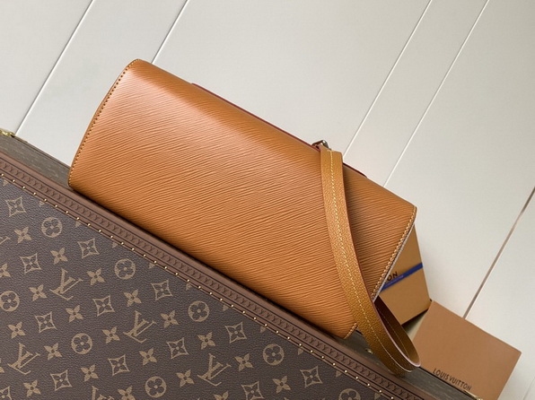 LV Bag-NFC(AAA)-615