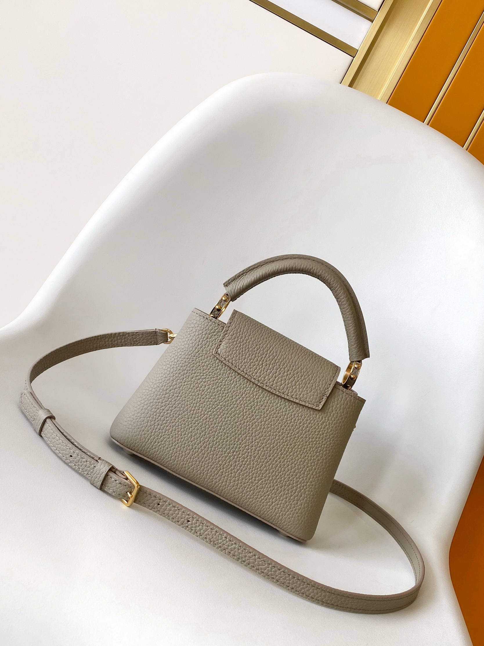 LV Bag-NFC(AAA)-676