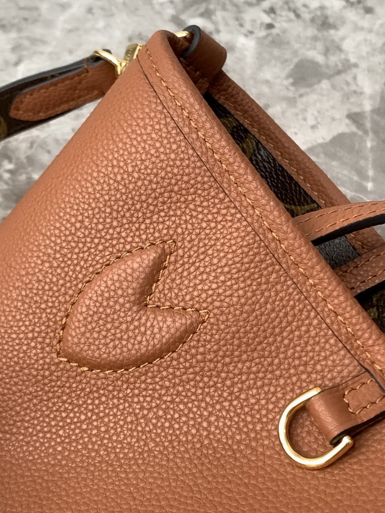 LV Bag-NFC(AAA)-717