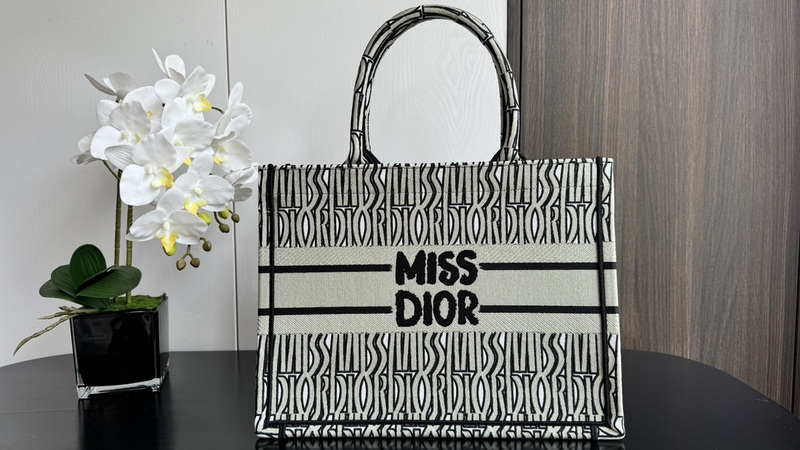 D*or handbags aaa(women)-644