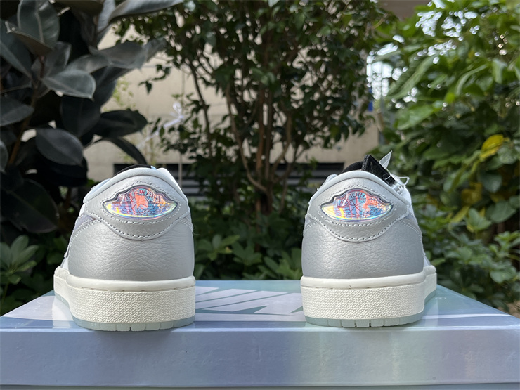 Air Jordan 1 Retro Low CNY