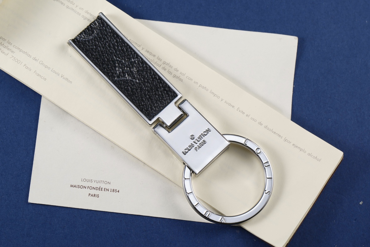 LV Key Ring-376