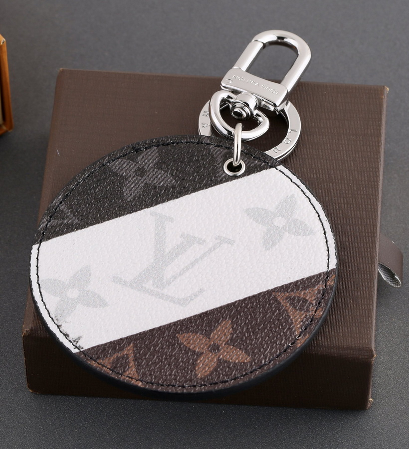 LV Key Ring-400