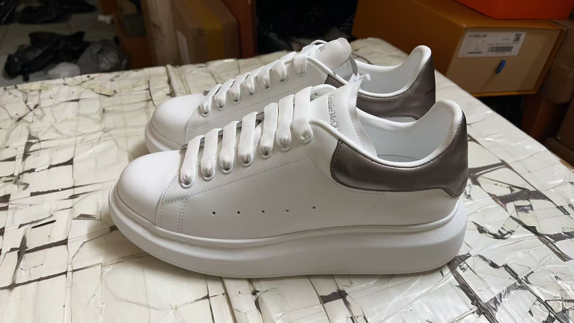 ale*d*r M*Q*en shoes(aaa)-171