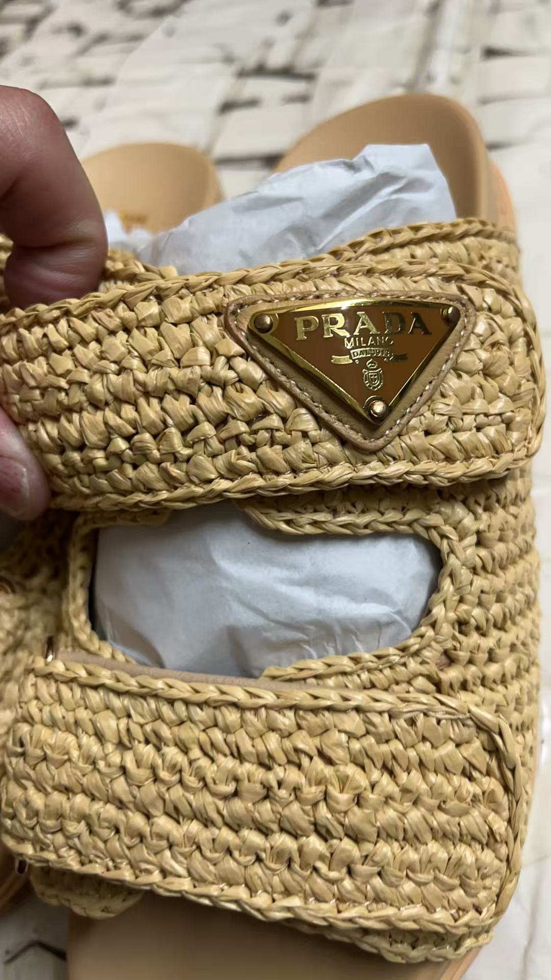 Pra*a slippers women(aaa)-012