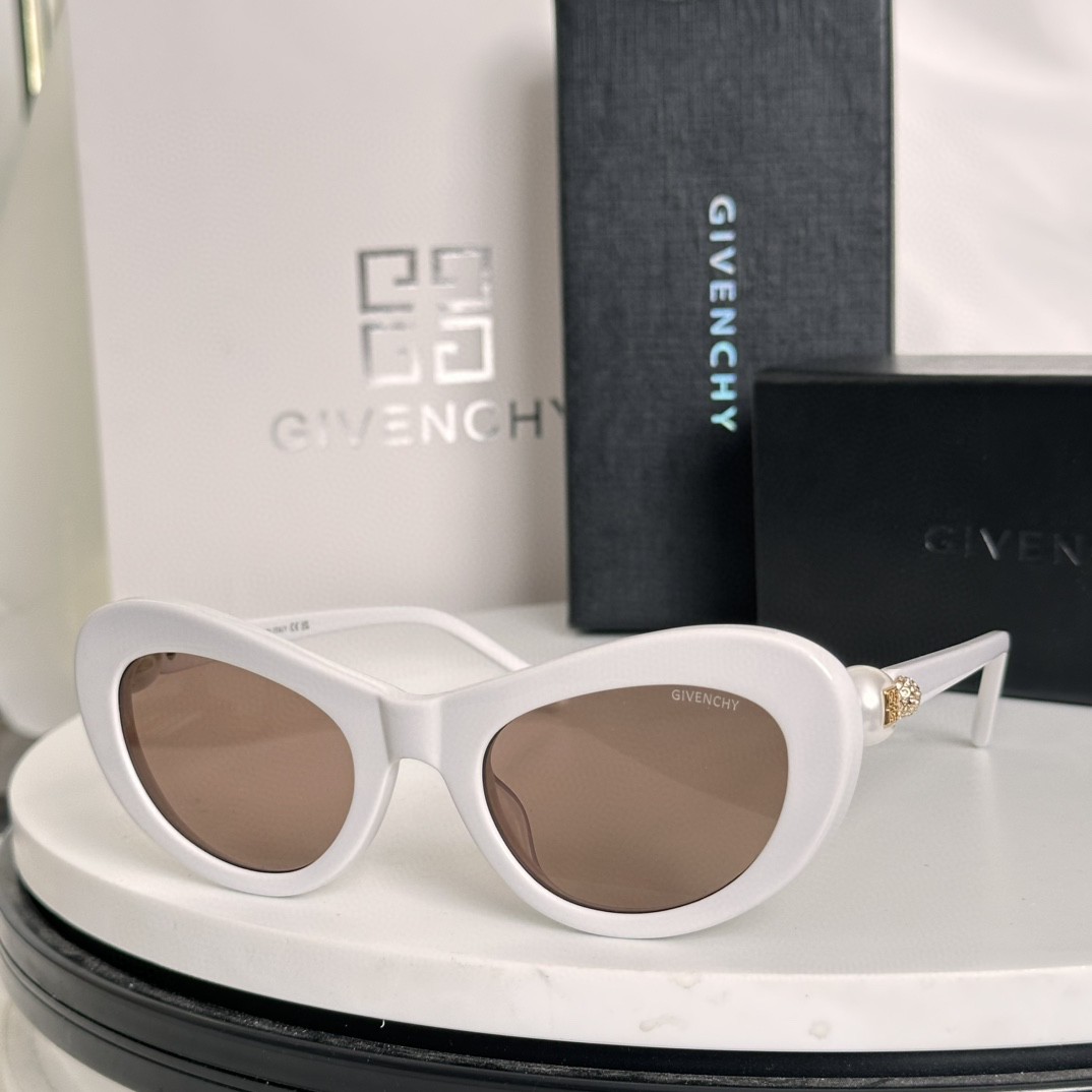 GIVENCHY Sunglasses(AAAA)-314