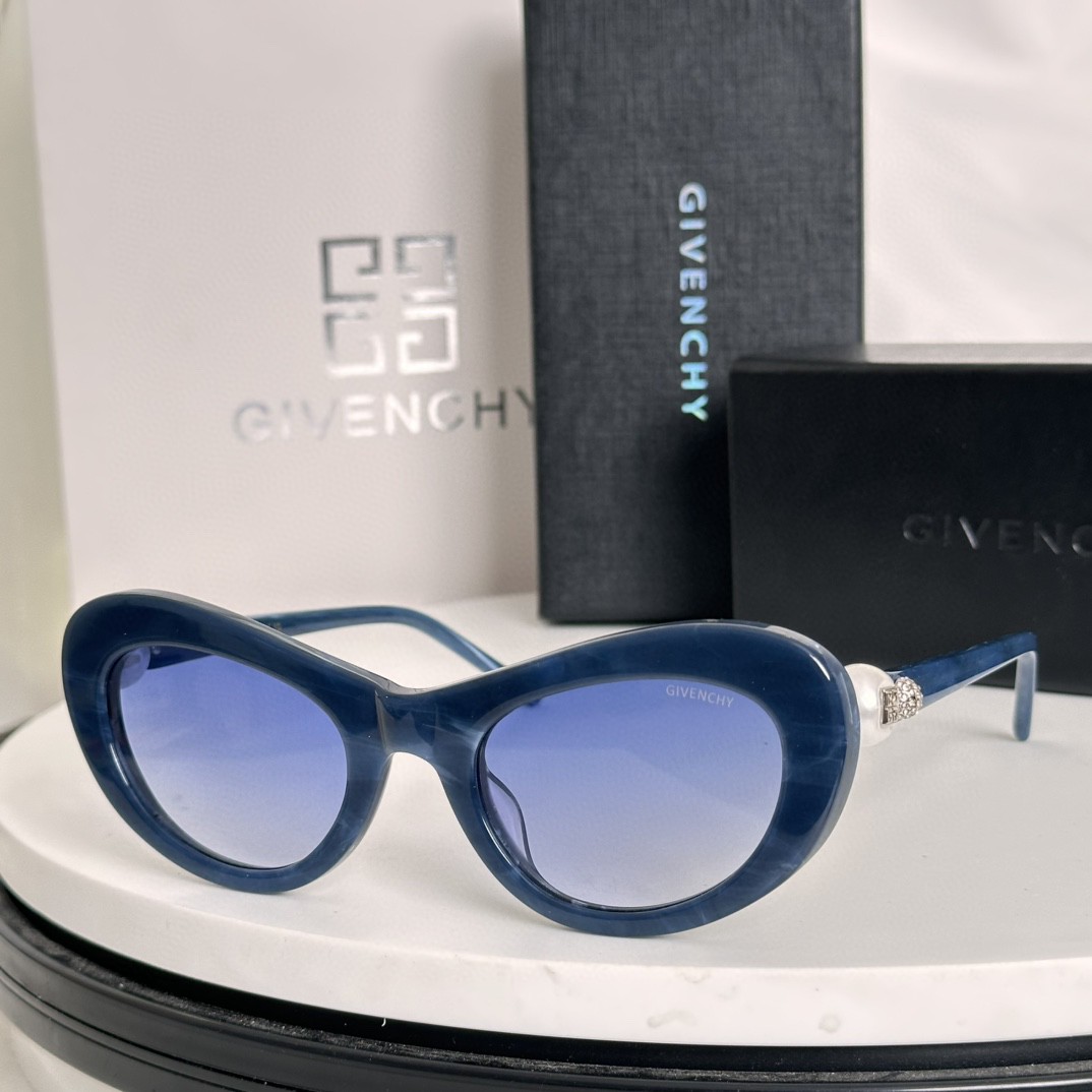 GIVENCHY Sunglasses(AAAA)-312