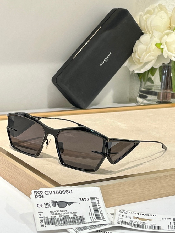 GIVENCHY Sunglasses(AAAA)-283