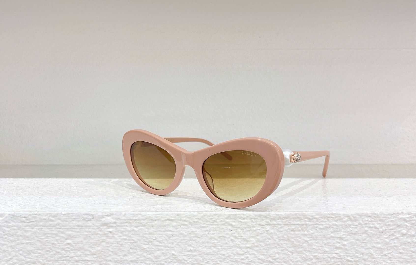 GIVENCHY Sunglasses(AAAA)-274