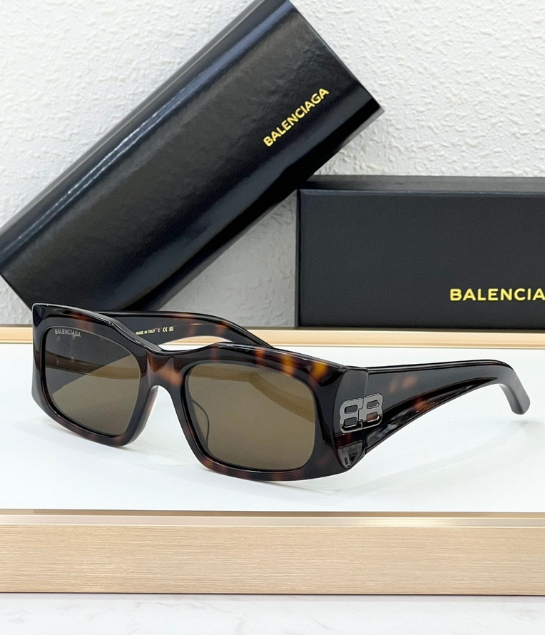 GIVENCHY Sunglasses(AAAA)-251