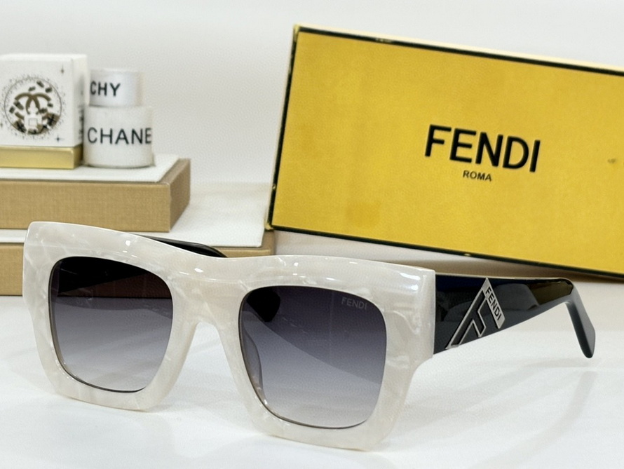 FENFDI Sunglasses(AAAA)-115