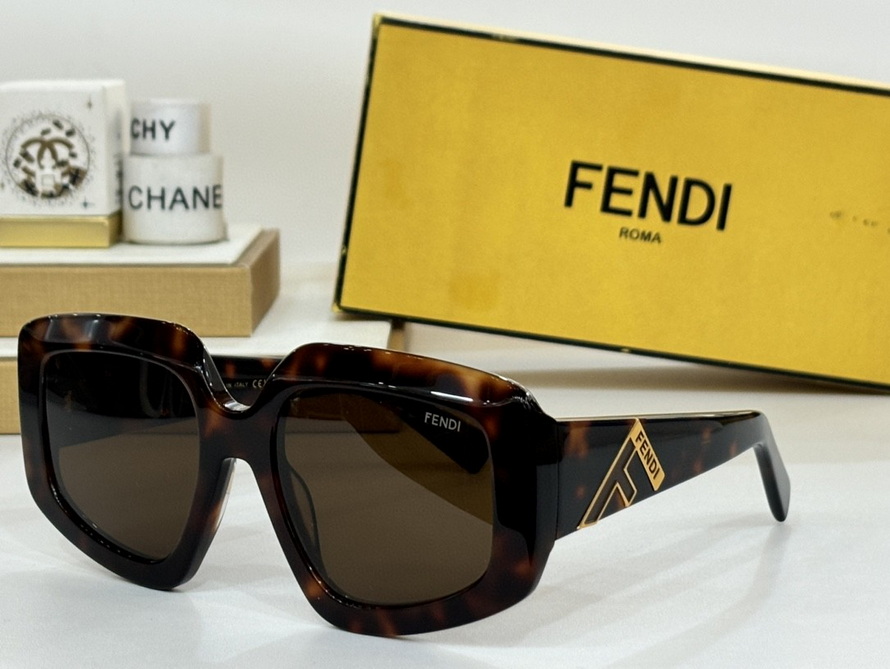 FENFDI Sunglasses(AAAA)-106