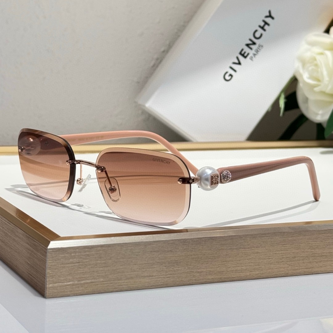 GIVENCHY Sunglasses(AAAA)-230