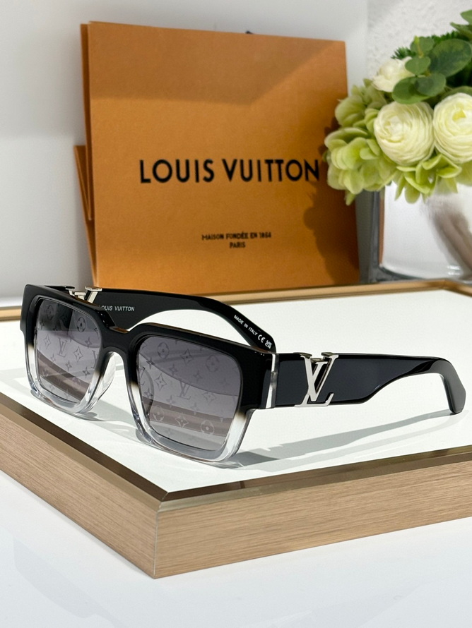 LV Sunglasses(AAAA)-2903